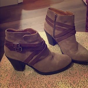 Lucky Brand booties